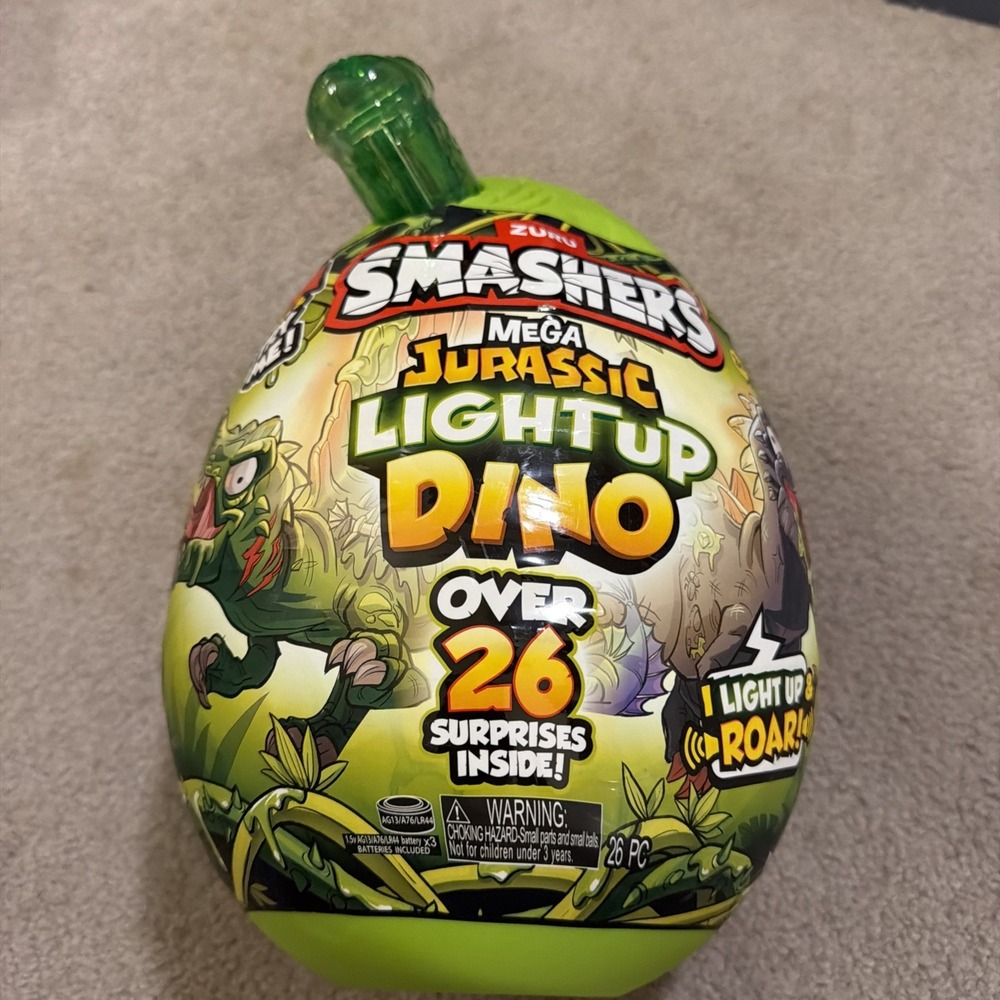 ZURU Smashers Mega Jurassic Light Up & Roar Dino, 26 SURPRISES INSIDE